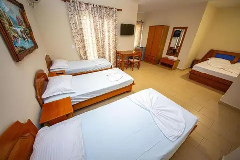 Vila Mare Hotel in Durrës — foto 15