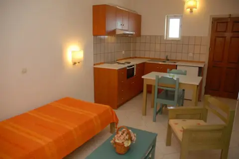 Trianta Hotel in Ιαλυσός — foto 25