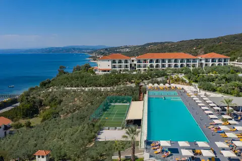 Akrathos Beach Hotel in Ouranoupoli — foto 2