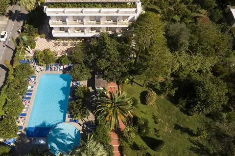 Hotel Alpha in Sant'Agnello — foto 10