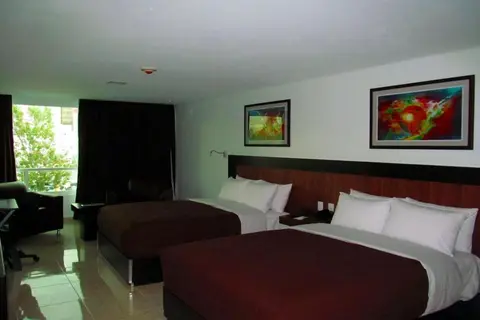 Hotel & Suites PF in Hotel pf suites — foto 4