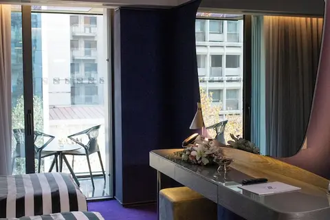 EN Hotel in Konak — foto 18