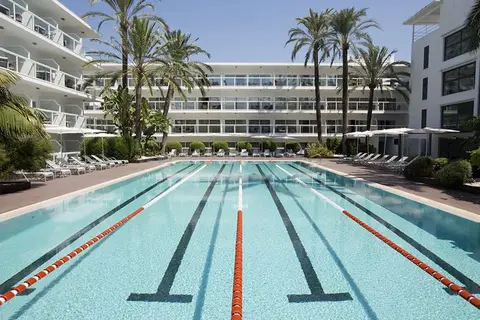 Las Gaviotas Suites Hotel in Muro — foto 2