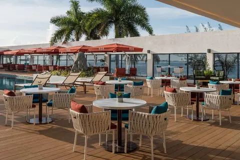 Rok Hotel Kingston Tapestry Collection By Hilton in Kingston — foto 7
