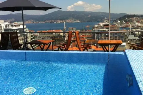 Axis Vigo in Vigo — foto 8