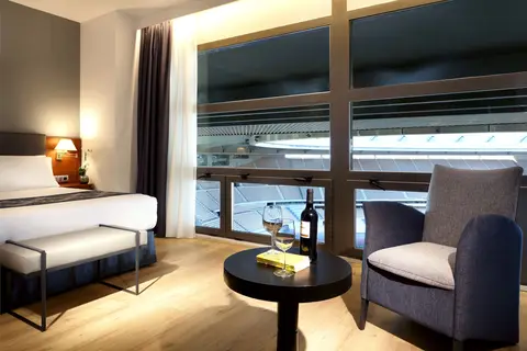 Exe Isla Cartuja in Sevilla — foto 7