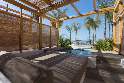 Branco Mykonos in Πλατύς Γιαλός — foto 6