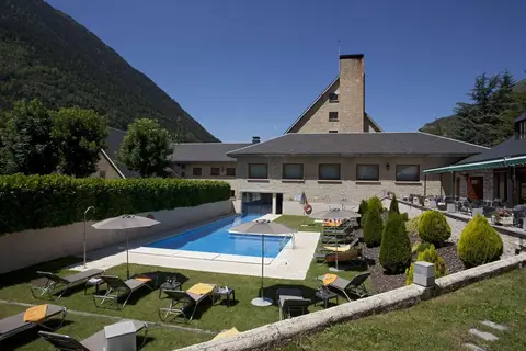 Parador de Artíes in Pyreneeën — foto 25