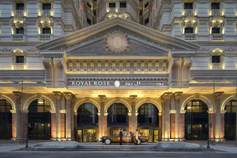 Royal Rose Abu Dhabi, a Curio Collection by Hilton Affiliated Hotel in الدَّانَةْ — foto 12