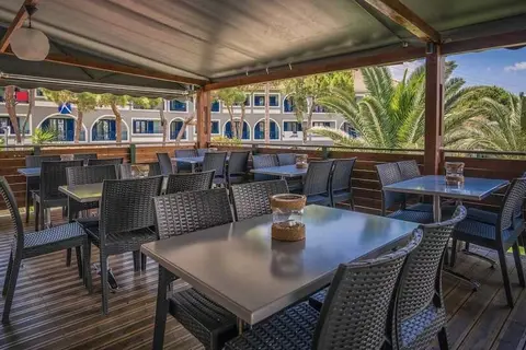 Golden Sun Hotel in Laganas Municipal Unit, foto 9