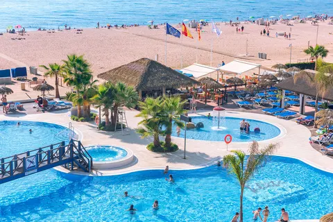 Tahiti Playa Hotel & Suites in Santa Susanna
