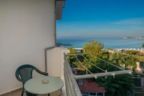 Aridas at the Beach in Λουρδάτα — foto 8