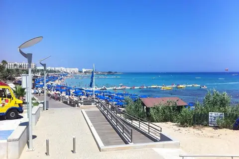 Alva Hotel Apartments in Παραλίμνι — foto 18
