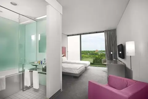 Innside by Melia Munchen Parkstadt Schwabing in München