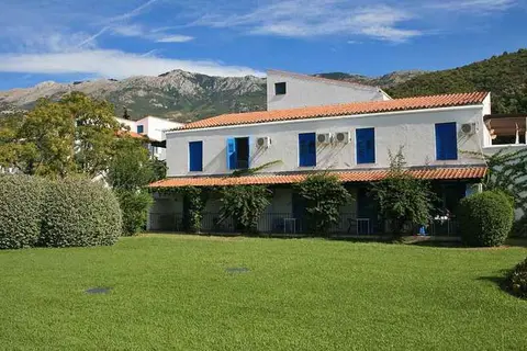 Aleksandar in Budva — foto 22