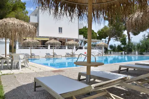Blue Nest Hotel in Τιγκάκι — foto 2