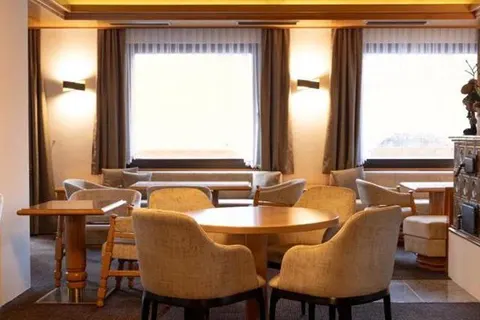 Hotel Engel in Canazei - Cianacei — foto 12