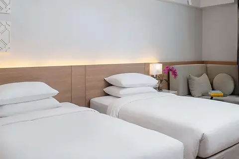 The Andaman Beach Hotel Phuket in ตำบลป่าตอง — foto 8