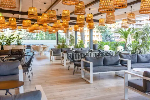 Golden Port Salou & Spa in Salou — foto 2