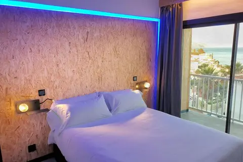 MB Hostels Premium "ECO" in Nerja — foto 15