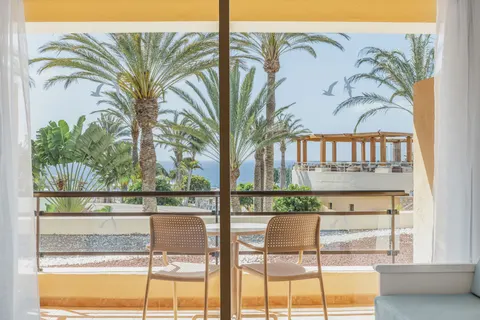 Iberostar Waves Playa Gaviotas in Las Gaviotas — foto 13