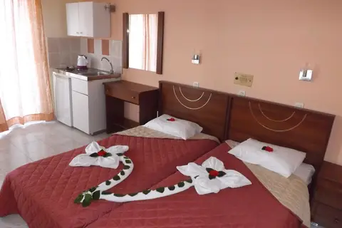 Leonidas Hotel & Studios in Kos-Stad — foto 10