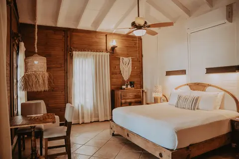 Petit Lafitte in Playa del Carmen — foto 16