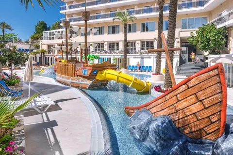 Hotel Oasis Park Splash in Calella