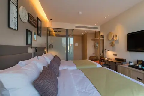 Hotel Indigo Larnaca in Larnaca — foto 9