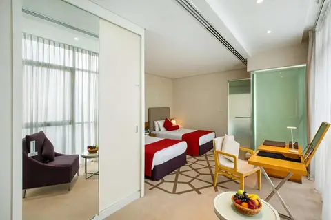 Royal Continental Hotel in Dubai — foto 15