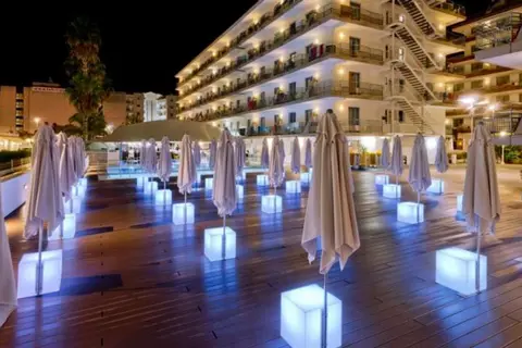Hotel Alhambra in Santa Susanna — foto 18