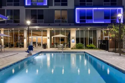 Tryp by Wyndham Orlando in Williamsburg — foto 17