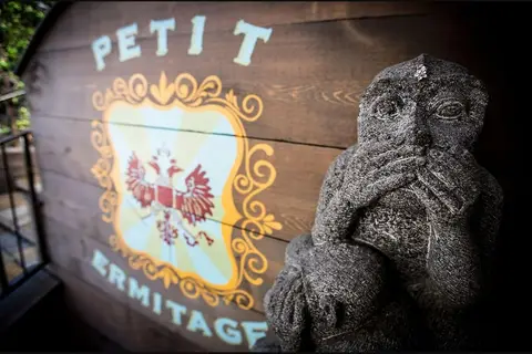 Petit Ermitage in West Hollywood — foto 8