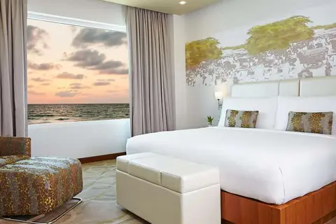 Radisson Hotel Colombo in Colombo — foto 16