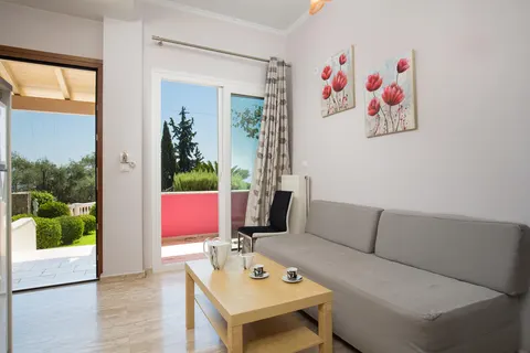 Niki Sunrise Apartments in Gastouri — foto 24