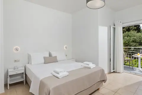 Bella Vista Hotel & Studios in Μπενίτσες — foto 27