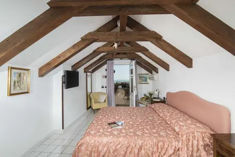 Hotel Villa Annalara in Amalfi — foto 3