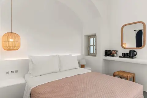 Mr & Mrs White Paros Suites & More in Νάουσα — foto 2