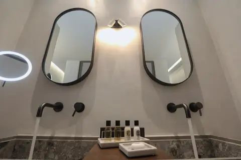 Aeonic Suites & Spa Mykonos in Τούρλος — foto 20