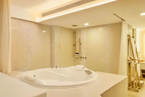 Pullman Pattaya Hotel G in พัทยา — foto 27