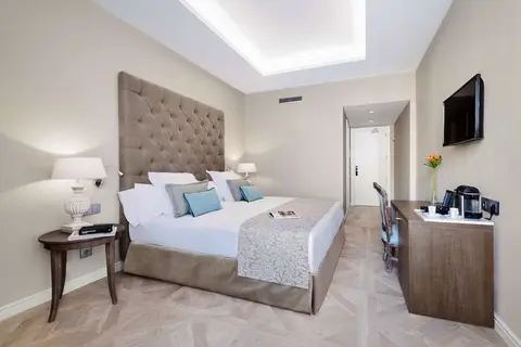 Lamaro Hotel in Barcelona — foto 4