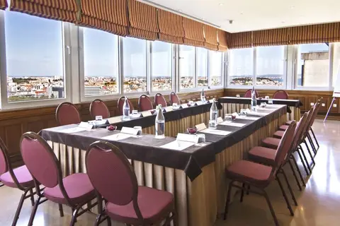 SANA Rex Hotel in Almada — foto 20