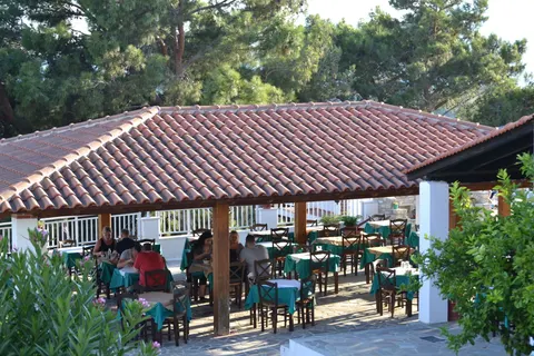 Mykali Bay in Municipal Unit of Pythagoreio — foto 11