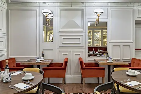 H10 Villa de la Reina in Madrid — foto 13