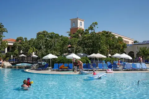 Avanti Holiday Village in Paphos — foto 6