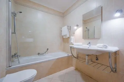 Xemxija Bay Hotel in San Pawl il-Baħar — foto 27