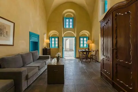 Zannos Melathron Hotel in Santorini — foto 11