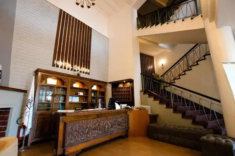 Hotel Cajupi in Gjirokastra — foto 10