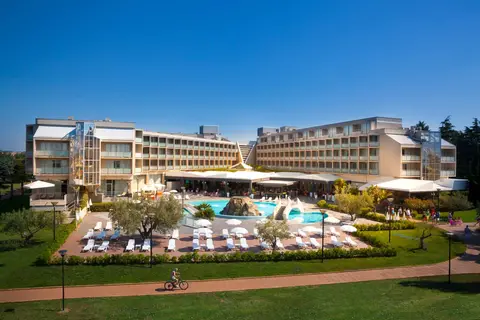 Aminess Vival Maestral Hotel in Novigrad