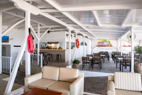 Alexandros Palace in Νέα Ρόδα — foto 12